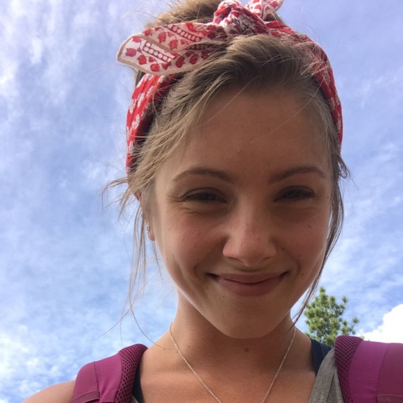 Meet your Posher, Thea - Picture 5 of 6